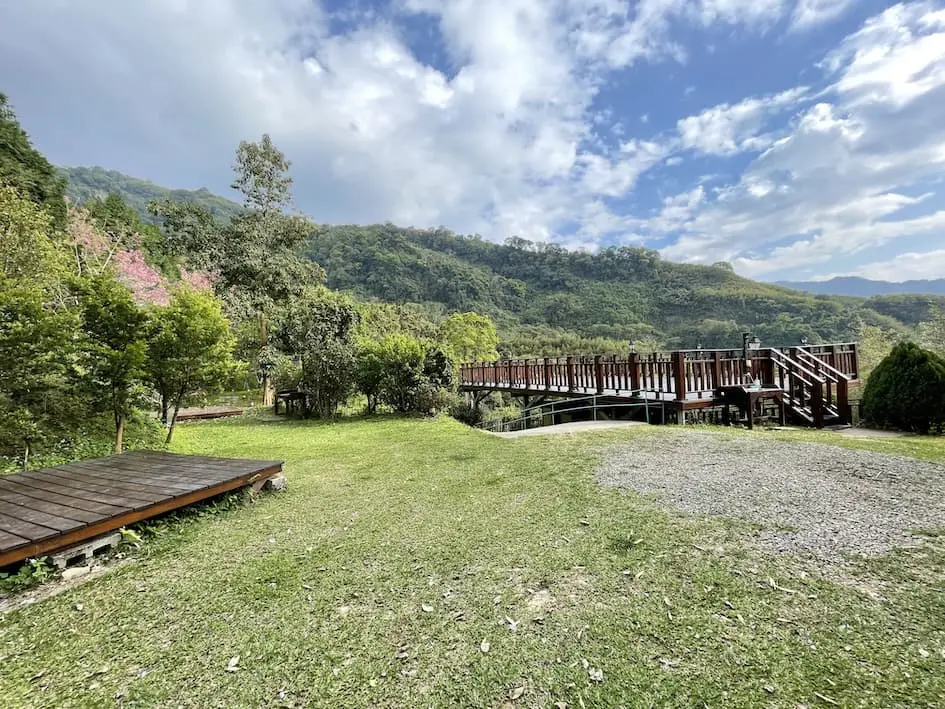 櫻花之盡木棧板營 (3 ~ 4 帳包區) - 主要外觀實景